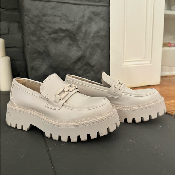 White Steve Madden Platform Loafers - Picture 4 of 4
